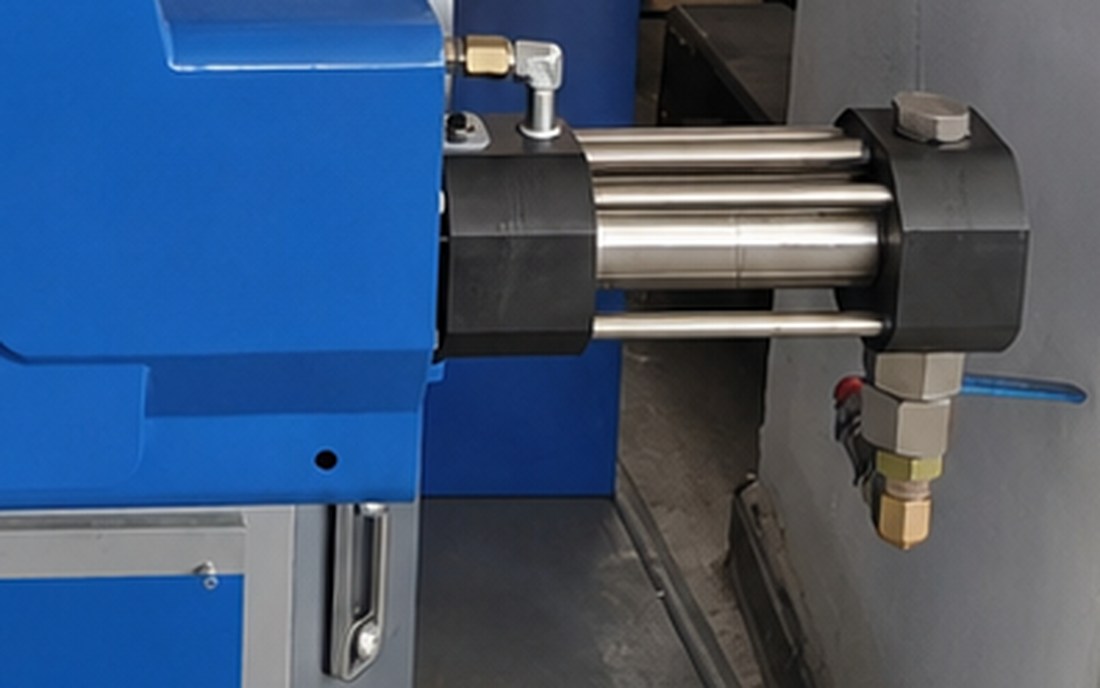 JYYJ-H-V8T hydraulic drive cylinder and high-pressure outlet